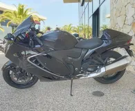 SUZUKI 1300 2025