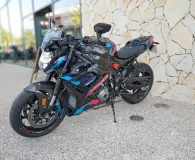 BMW 1000 R