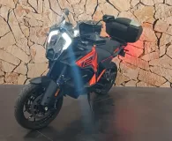 KTM SUPER ADVENTURE S .