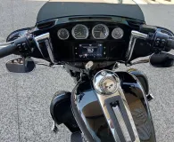 HARLEY-DAVIDSON 1868 Noir + pot