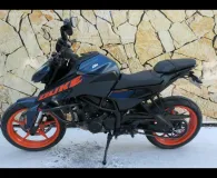 KTM 125 + Silencieux Akrapovic + Options