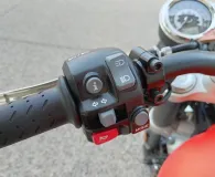 TRIUMPH Speed Twin 1200 + sacoches