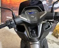 YAMAHA NMAX 125