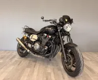 YAMAHA XJR 1300 2015