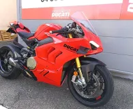 DUCATI Panigale V4 S 1ERE MAIN LIGNE AKRAPOVIC