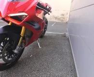 DUCATI Panigale V4 S 1ERE MAIN LIGNE AKRAPOVIC