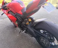 DUCATI Panigale V4 S 1ERE MAIN LIGNE AKRAPOVIC