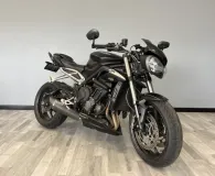 TRIUMPH TRIPLE 765 RS .