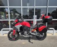 DUCATI V4 S  Travel & Radar