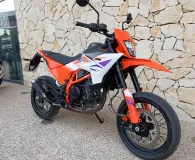 KTM 390 R  681km + Remus