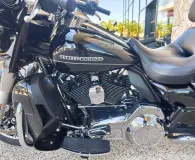 HARLEY-DAVIDSON Ultra Limited 1690 ABS 2015