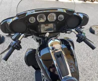 HARLEY-DAVIDSON Ultra Limited 1690 ABS 2015