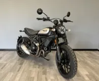 DUCATI 800