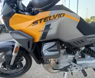 MOTO-GUZZI Stelvio 1000