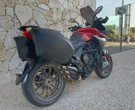 MV-AGUSTA 800 Lusso + valises