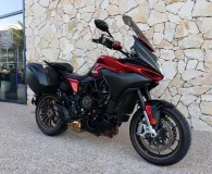 MV-AGUSTA 800 Lusso + valises
