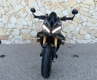 TRIUMPH TRIPLE 1200 RS .