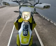HUSQVARNA Supermoto POT AKRAPOVIC A SASIR (701 SM)
