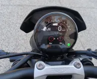 TRIUMPH 660  A2 + OPTIONS