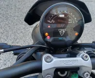 TRIUMPH 660  A2 + OPTIONS