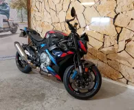 BMW M 1000 R