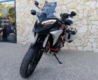 DUCATI V4 Rally 1160 Adventure Travel & Radar