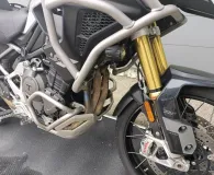 TRIUMPH 1200 Rally Pro REVISEE