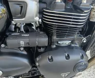 TRIUMPH 900 Green Stealth Edition