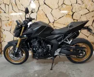 HONDA 1000 HORNET SP .