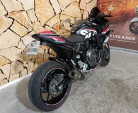 SUZUKI GSX-8R 800