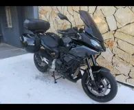 BMW 900 XR A2 Style Triple Black Finition Pro + Options ( F900XR )