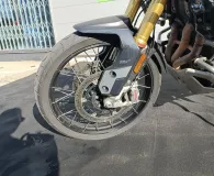 TRIUMPH 1200 Rally Pro REVISEE