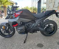 BMW 1300 R FULL PACK ET 719