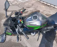 KAWASAKI 125 GAR 13/06/2030 POT,BULLE,CAPEAU DE SELLE A SAISIR