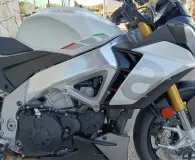 APRILIA 1100 V4 Euro 5 175cv 1er main