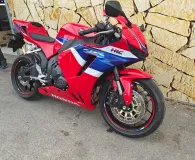 HONDA CBR 600 RR