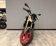 BMW G 310 R