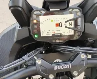 DUCATI V2 S Travel