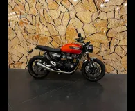 TRIUMPH Speed Twin 1200