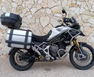 TRIUMPH 1200 Rally Pro full options