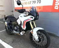 DUCATI V2 890 1ére main