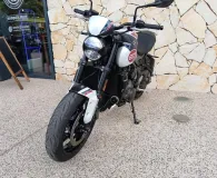 TRIUMPH 660 82cv Tribute Edition