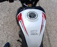 TRIUMPH 660 82cv Tribute Edition