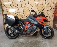 KTM SuperDuke GT 1290