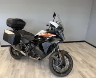 KTM SUPER ADVENTURE S .