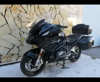 BMW 1250 RT Style Triple Black Finition Pro + Radio + Top Case ( R1250RT / R1250 RT )