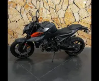 KTM Duke 990