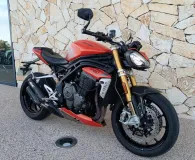 TRIUMPH 1200 RS + pot  SC project