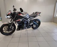 TRIUMPH 765 RS REVISEE GARANTIE