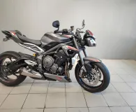 TRIUMPH 765 RS REVISEE GARANTIE